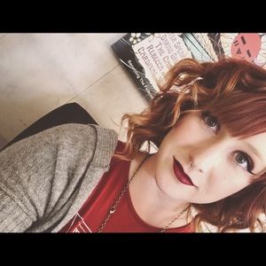 Meet your Posher, Carly